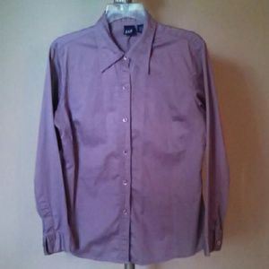 GAP Long Sleeve Button Down Top